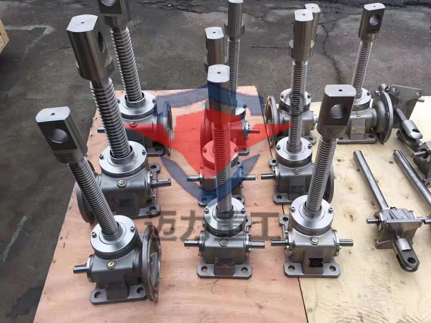 整機(jī)不銹鋼升降機(jī)